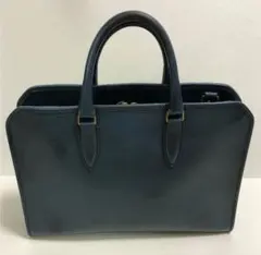 TAKEO KIKUCHIの本格ビジネスバッグ