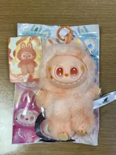 ラブブ　ぬいぐるみ