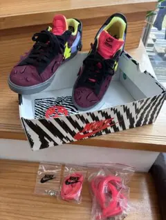 Item thumbnail for item b787e2ad-bd73-4ce5-a0e4-68d0ec3b69b9