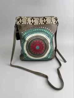 幾何学模様 ショルダーバッグ 中型