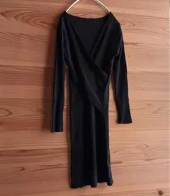 ほぼ未使用　セクシーカシュクール胸あきリブニットタイトワンピース⑨ブラック