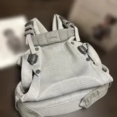 BABYBJORN ハーモニー　エアメッシュ　グレー