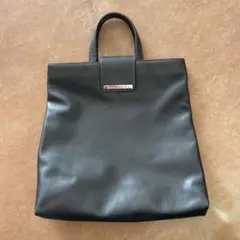 BVLGARI ❤︎ブラック レザートートバッグのサムネイル