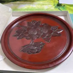日光彫の花彫刻の木製プレート 大 - メルカリ