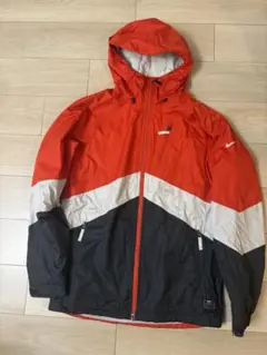 NIKE スノーウェア　ナイロンジャケット 赤/黒/白