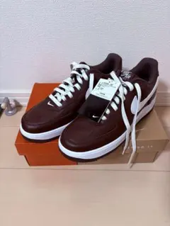 Nike Air Force 1 ブラウン スニーカー