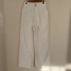 ホワイト ハイウエスト ワイドレッグパンツ