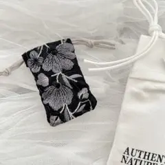 Item thumbnail for item 583eab81-8a5b-4027-9f7c-861771c58075