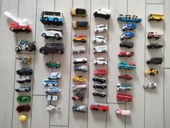 TOMICA　他、ミニカーセット