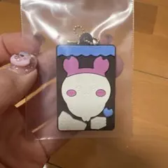 ちいかわ　キャラパキ　ラバーキーホルダー