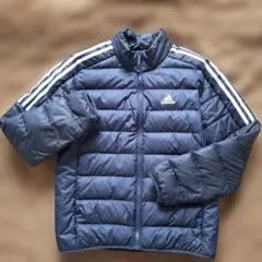☆ アディダス エッセンシャルズ　ダウンジャケット 紺 ネイビー O (XL)☆