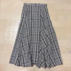 ユナイテッドアローズ　ロングフレアスカート　チェック　Sのサムネイル