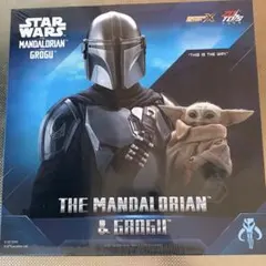 ホットトイズ QS018マンダロリアン 1/4フィギュアザ・チャイルドグロー