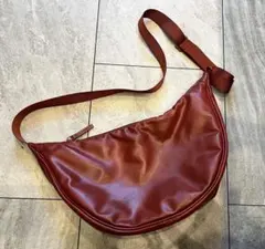 UNIQLO:C レザータッチラウンドショルダーバッグ ブラウン