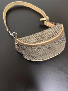 COACH ボディバッグ