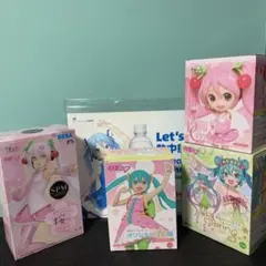 初音ミクフィギュア4体ポスター10枚セット