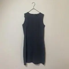 ユニクロ　ポンチワンピース　グレー　M ノースリーブ　伸縮性　ポケット