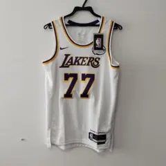 NBA Lakers レイカーズ ルカドンチッチ 77 ユニホーム(現地購入) NBA Lakers レイカーズ ルカドンチッチ 77 ユニホーム(現地購入