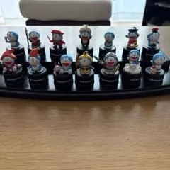 ドラえもん 25周年記念 ボトルキャップ、ドラえもんのフィギュアセット＋おまけ