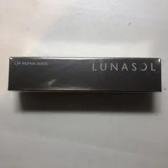 LUNASOL リップリペアマスク 唇用美容液のサムネイル