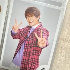 Item thumbnail for item a3d2b651-e108-43ef-838a-a54acfbbb116