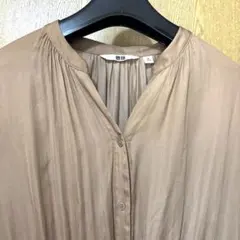 UNIQLO ブラウンロングワンピースVネック ウエストリボン付き