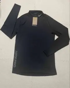 新品　Lサイズ　Nike Pro ブラック 長袖アンダーシャツ