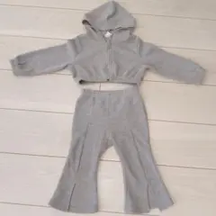 今だけ値下げパーカーとフレアパンツセット
