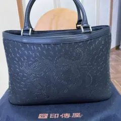 ♡印伝屋ブラックエンボス花柄ハンドバッグ鹿革漆塗り
