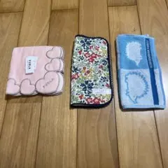 （もん様専用） FURLA ハート型タオルハンカチと花柄タオルハンカチセット