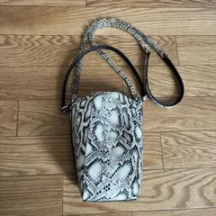 GIVENCHY パイソン柄 チェーンショルダーバッグのサムネイル