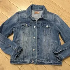 earth新品デニムジャケット