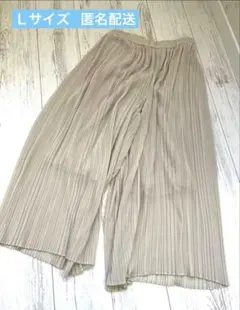 UNIQLO プリーツパンツ ベージュ Ｌサイズ