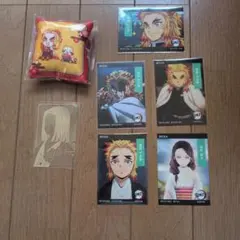 鬼滅の刃　カード　クッションセット