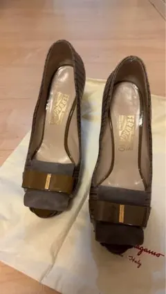 値下げ】Salvatore Ferragamo ウェッジヒール 新品未使用 - メルカリ