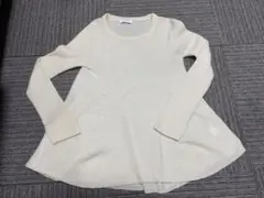 ペプラム ニット