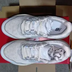 NewBalance for emmi FreshFoamXHierro v9のサムネイル