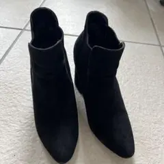コールハーン　ブラックスエードアンクルブーツ