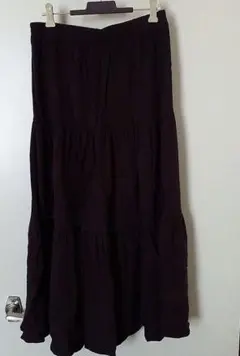 ダークグレー　ティアード　フレアスカート