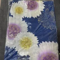 【美品・クリーニング済】浴衣　青地 白紫花柄　160cm前後の人向け