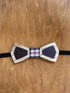 木製蝶ネクタイ　チェック柄デザイン