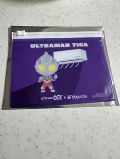 ウルトラマン&ヤマダデンキ コラボ スライダーポーチ　ウルトラマンティガ