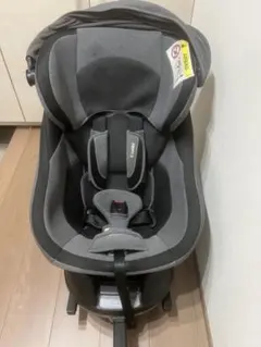 コンビ クルムーヴ スマート ISOFIX エッグショック　値下げ受け付け中！