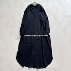 アーバンリサーチドアーズ　バンドカラー コットン ロングワンピース　ブラック