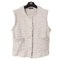 Item thumbnail for item 7a47374d-b946-4e52-9f3e-cfead7d5c9c9