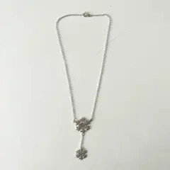 シルバーネックレス スノーフレーク モチーフ ハンドメイドのサムネイル
