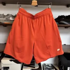 Item thumbnail for item 95a46000-1cc5-4220-9235-abe1baab8707