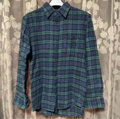 ⑦UNIQLOチェック柄長袖シャツ　ネルシャツ