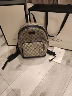 美品　GUCCI GGスプリーム ミニ バックパックのサムネイル