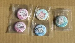 ちいかわくら寿司缶バッジ